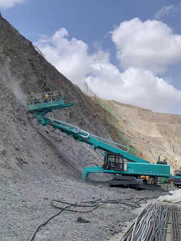 信阳师河区边坡防护工程